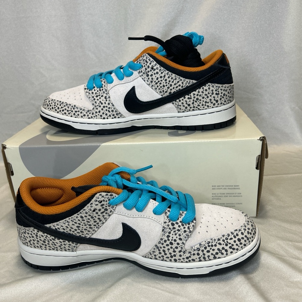 Nike Dunk Low SB Olympic Sneakers with Orange and Blue Accents
